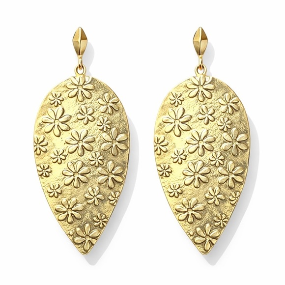 Anthropologie Jewelry - ⚜️ Elegant Floral Gold Bold Earrings